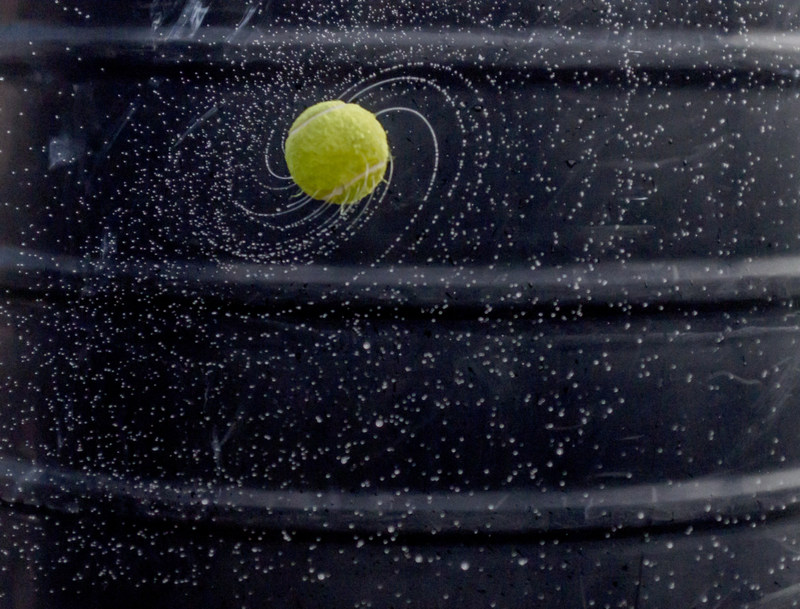 La galaxie en balle de tennis | Getty Images Photo by Abhijeet Kumar