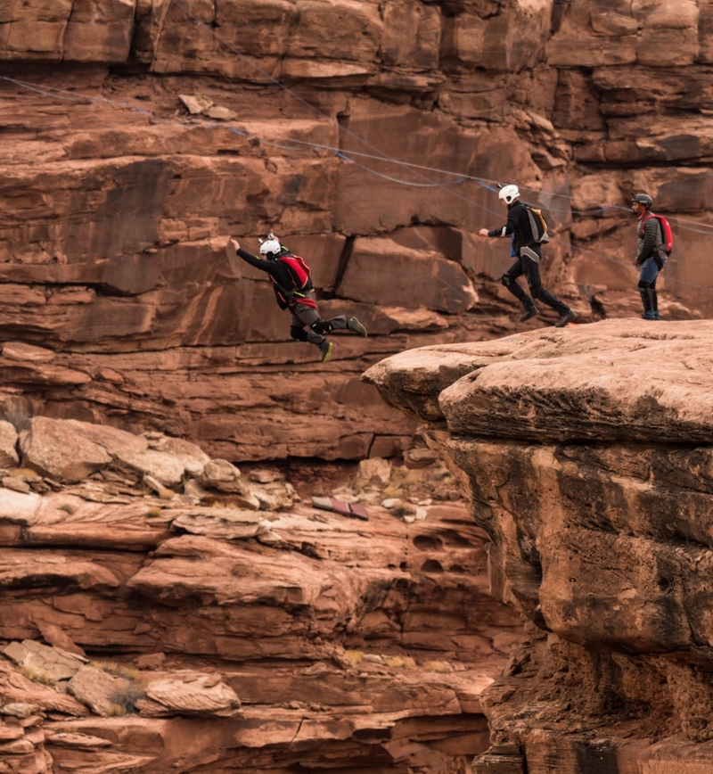 Vivre sa vie au bord du précipice | Getty Images Photo by Jon G. Fuller/VWPics/Universal Images Group