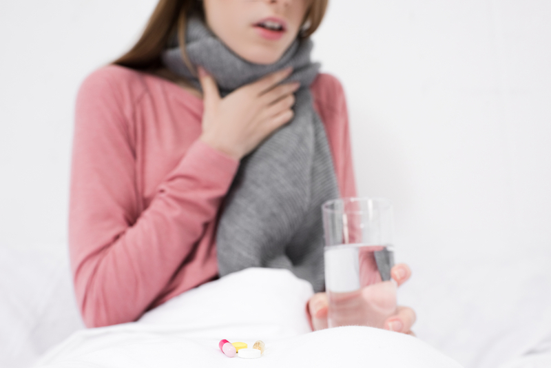 Relieve a Sore Throat With Baking Soda | Shutterstock