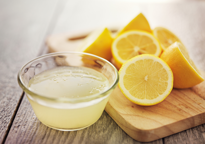 Lemon Juice to Brighten Laundry | Shutterstock