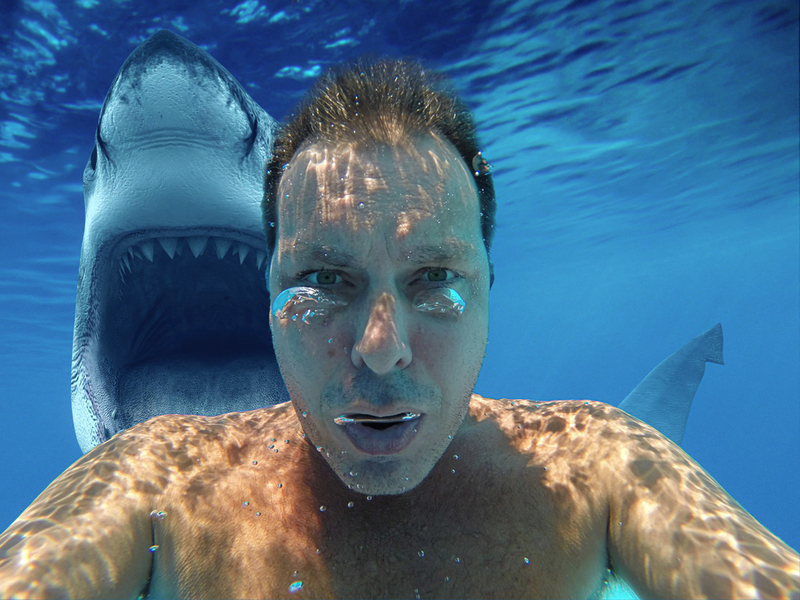 shutterstock_1733472818-Awesome-Pictures-You-Really-Need-To-See-selfie-with-shark-under-water.jpg.pro-cmg.jpg