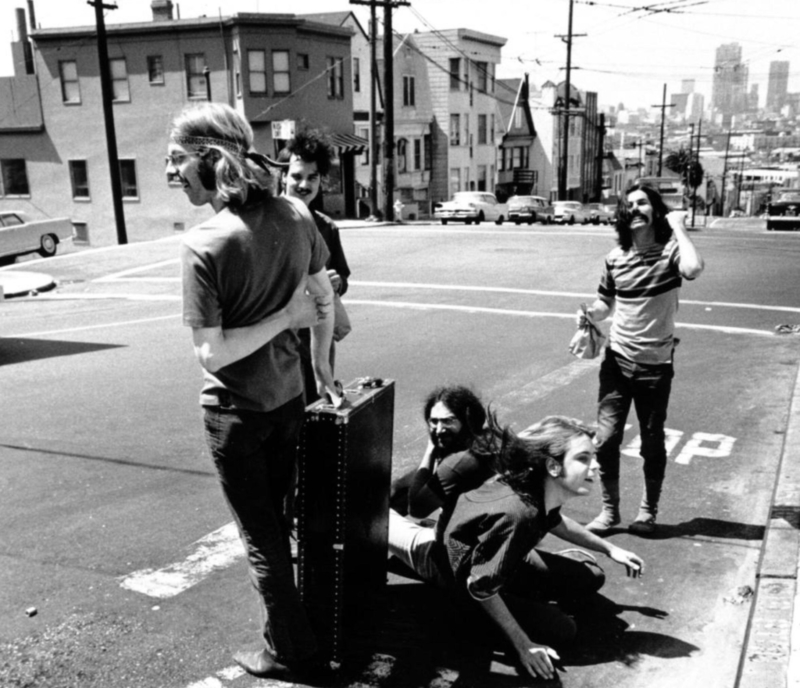 ‘The Warlocks’, Later Known by Their More Popular Band Name, the ‘Grateful Dead,’ Clowning Around in the Bay Area, 1965 | Alamy Stock Photo