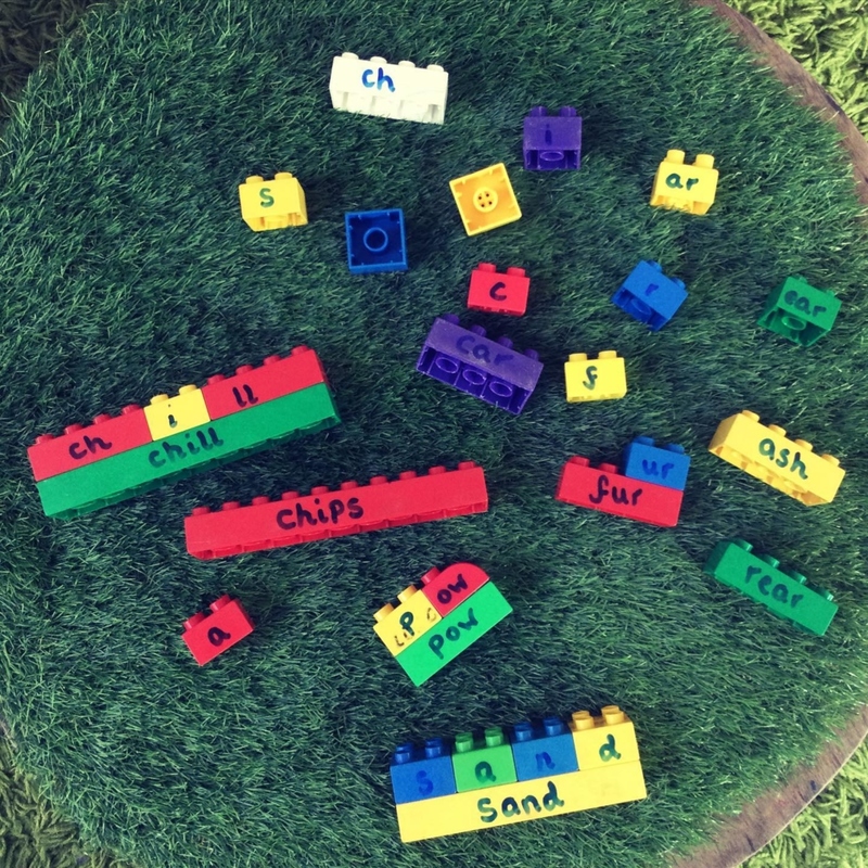 Building Words | Instagram/@infant_environment