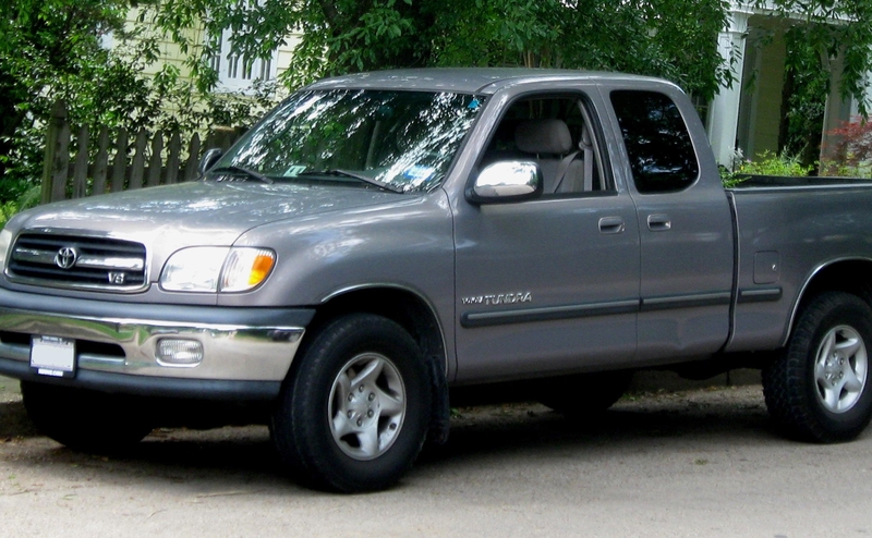 The 2001 Toyota Tundra Was a Rust Bucket | Alamy Stock Photo by Car Collection