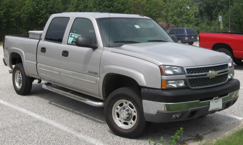 The 2005 Chevy Silverado is the Black Sheep of the Family | Alamy Stock Photo by Car Collection