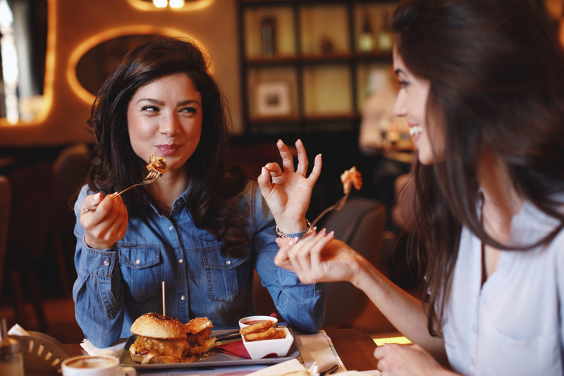 Casual Dining Restaurants Are Devoid of  Millennials | djile/Shutterstock