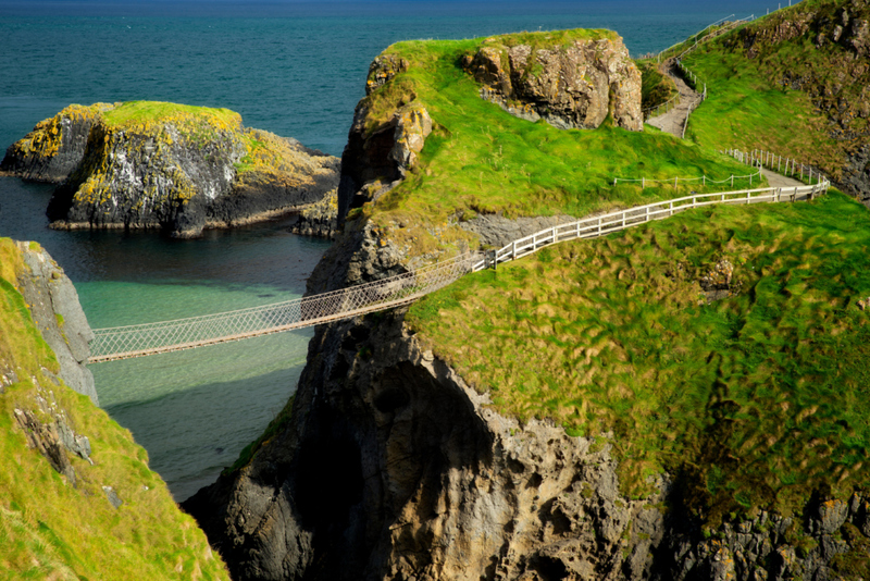 Carrick-a-Rede Rope Bridge, Northern Ireland | Alamy Stock Photo by Dennis Frates 
