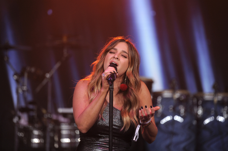 Alisan Porter - $500,000 | Getty Images Photo by Sergi Alexander