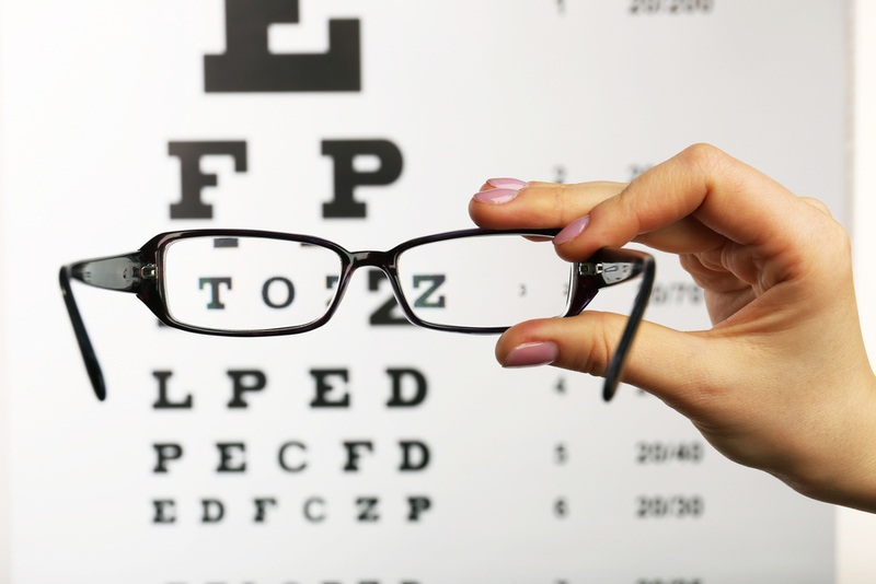 Reading Glasses | Shutterstock