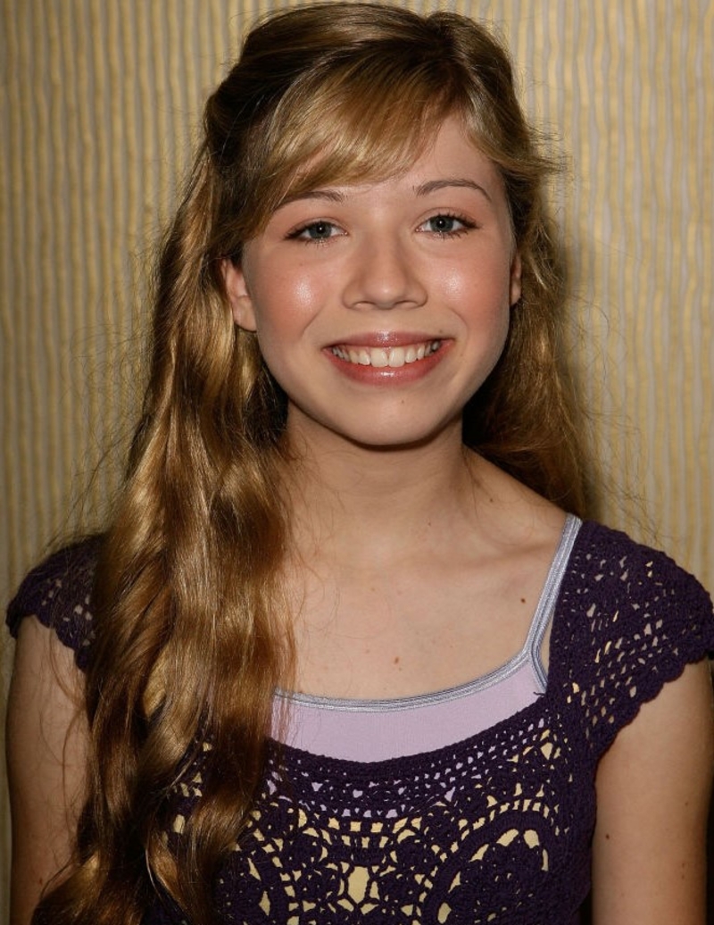 Jennette McCurdy Then | Getty Images Photo by Jason Merritt/Film Magic