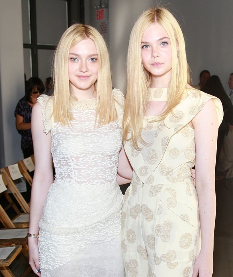 Dakota Fanning With Her Sister Elle Fanning | Getty Images Photo by Charles Eshelman
