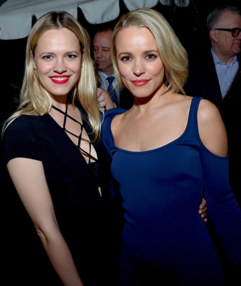 Rachel McAdams With Her Sister Kayleen | Getty Images Photo by Charley Gallay/Vanity Fair