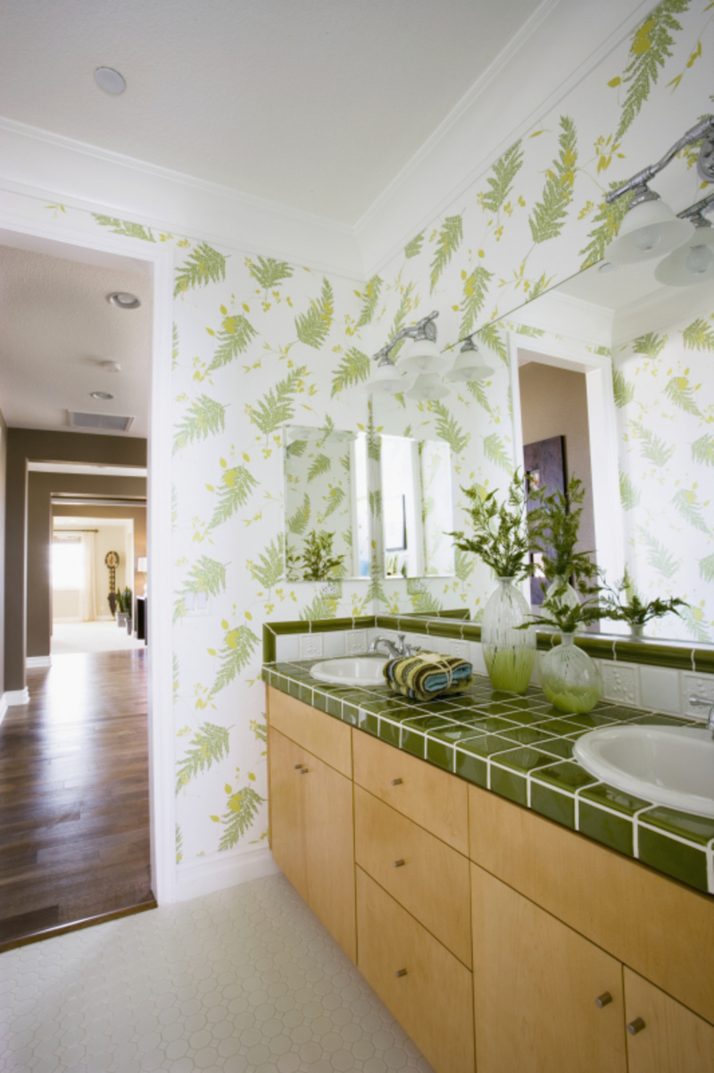 No To Tiled Bathrooms | Getty Images Photo by LOOK Photography