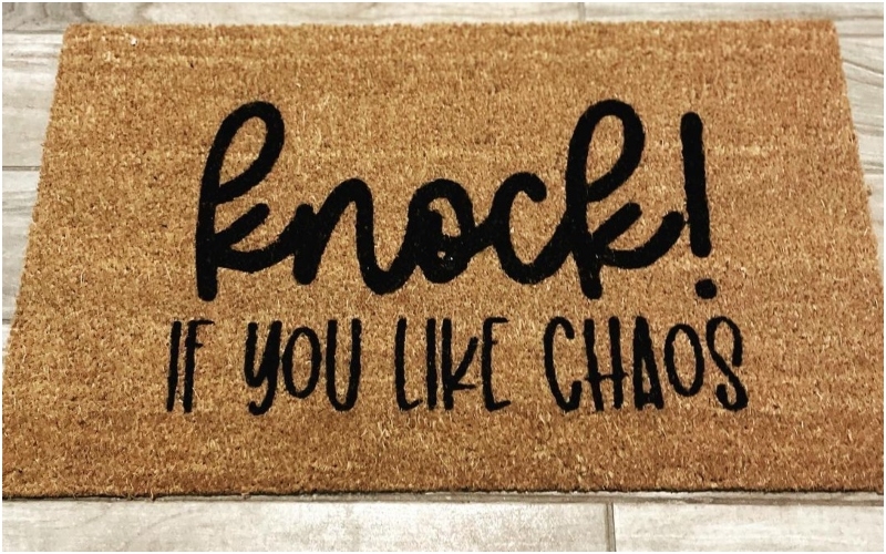 Knock Knock. Who's There? Chaos! | Instagram/@ashleysmatsandmore