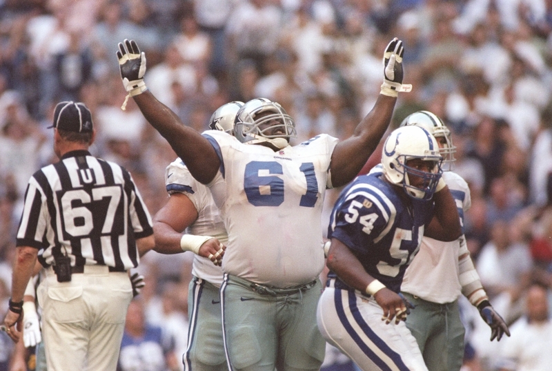 Nate Newton – 6’ 3”, 335 lbs | Getty Images Photo by Brian Bahr
