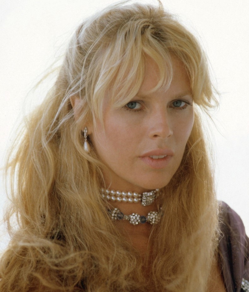 Kim Basinger on the Set of Never Say Never Again | Alamy Stock Photo by WARNER BROS/EON PRODUCTIONS/RGR Collection