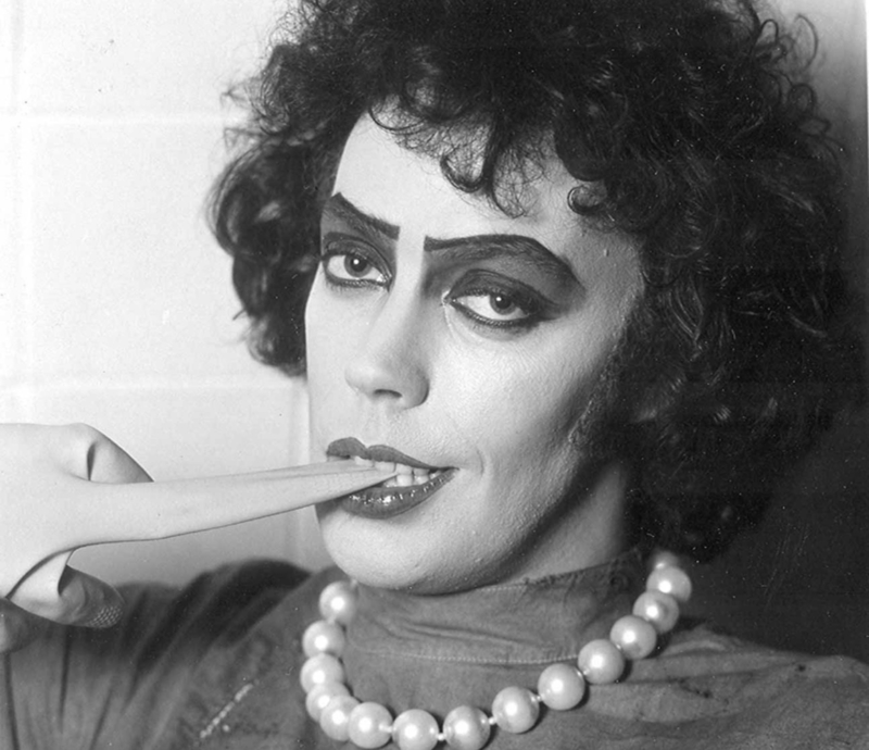 Tim Curry’s Makeup | Alamy Stock Photo by Moviestore Collection Ltd 
