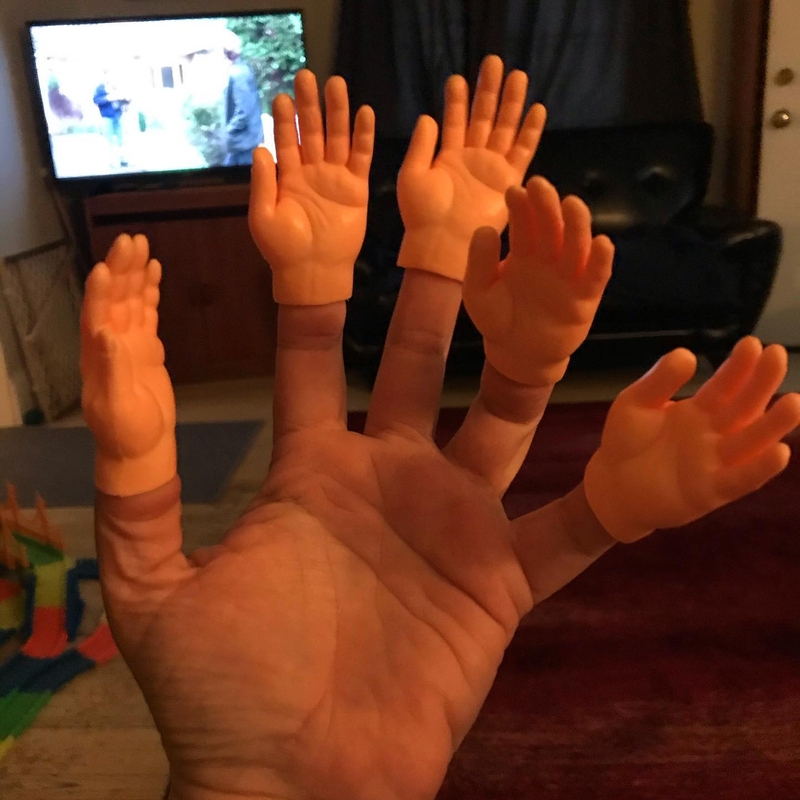 Finger Hands Finger Puppets | Instagram/@msanthropy13
