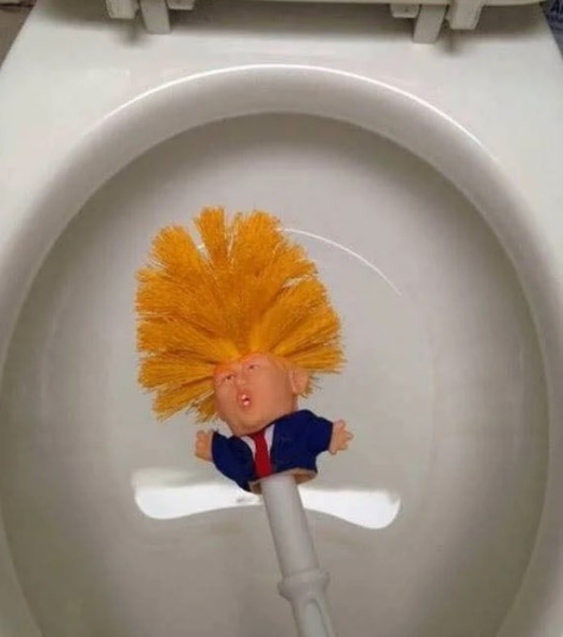 Trump Toilet Brush | Reddit.com/uncommongifts