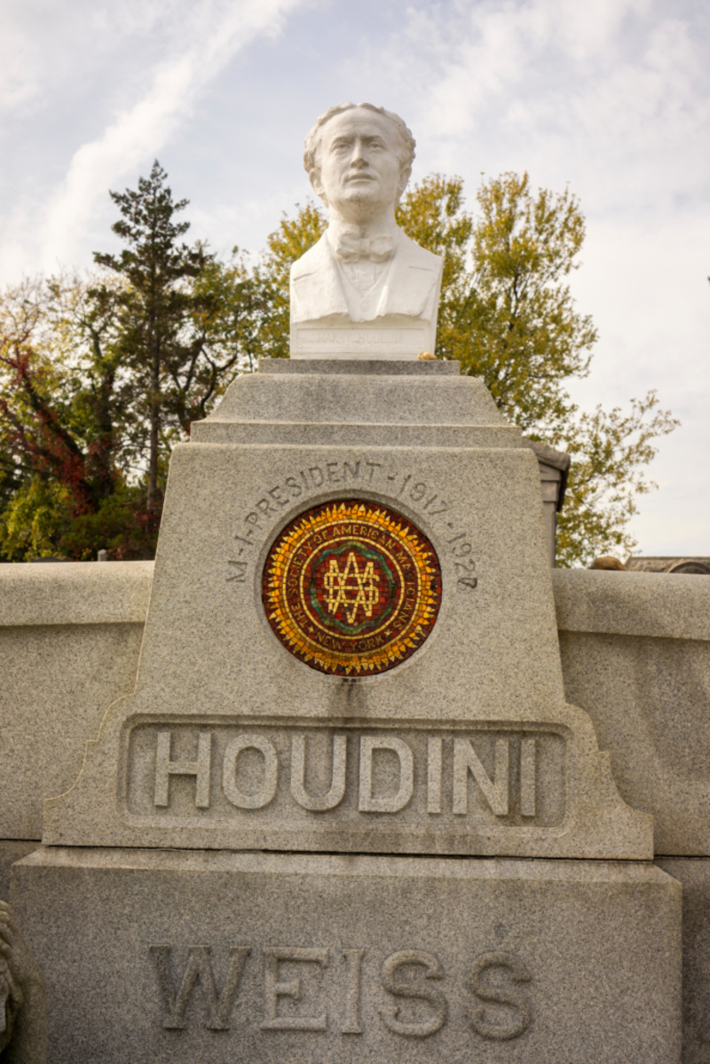 Harry Houdini | Alamy Stock Photo