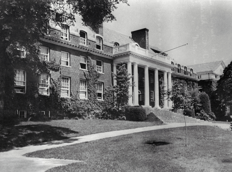Choate Rosemary Hall - Yearly Tuition: $45,710 | Getty Images Photo by Bettmann