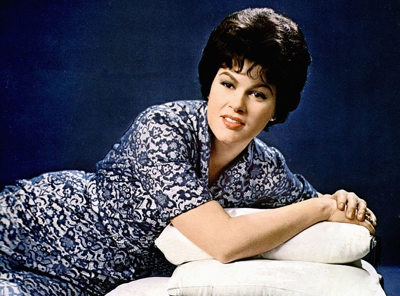 Patsy Cline | Getty Images Photo by GAB Archive/Redferns