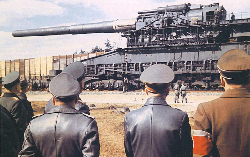 The Gustav Railway Gun | Alamy Stock Photo by History and Art Collection 