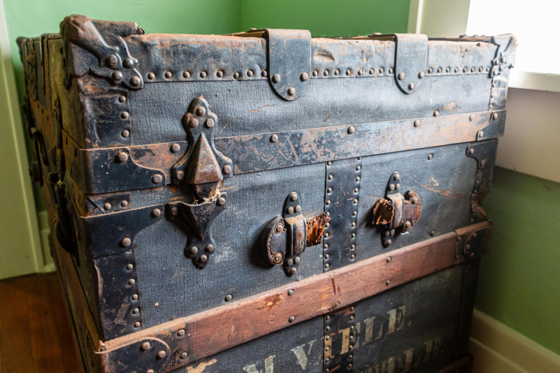 This Steamer Trunk From the 1800s | Alamy Stock Photo by Sunshower Shots