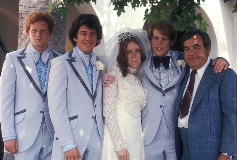 A ‘Happy Day’ for Newlywed “Happy Day” Cast Members Ron and Cheryl Howard on Their Wedding Day, 1975 | Alamy Stock Photo