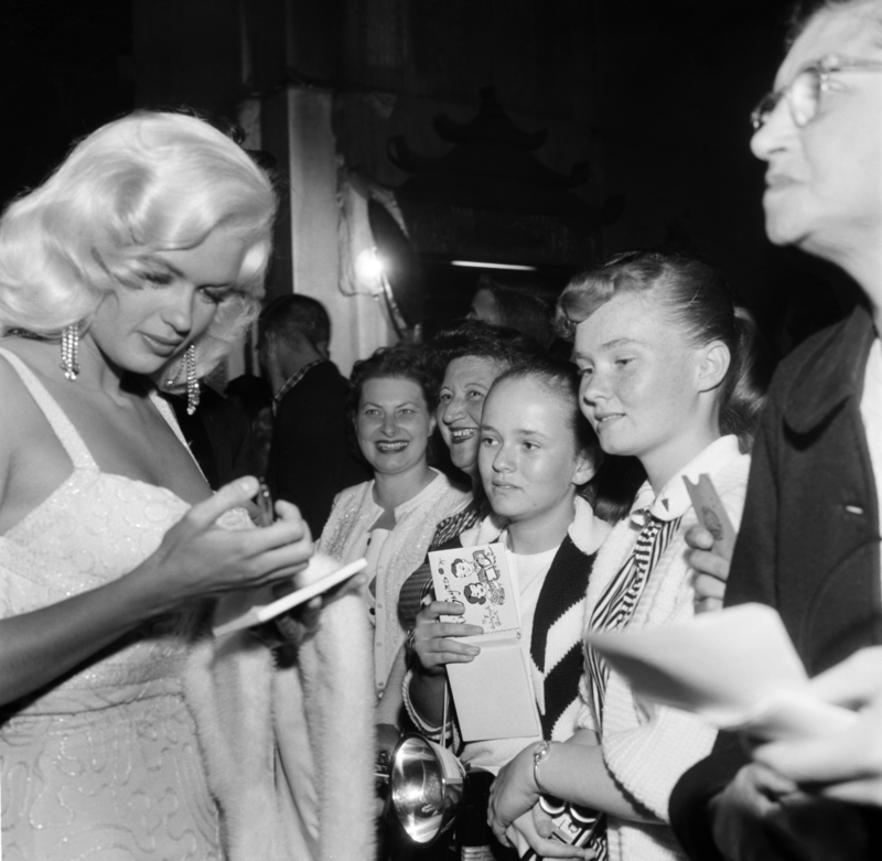 Her First Brush With Fame | Getty Images Photo by Earl Leaf/Michael Ochs Archives