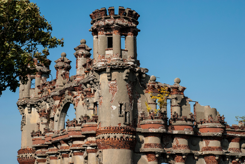 The Bannerman Castle in New York State | Alamy Stock Photo