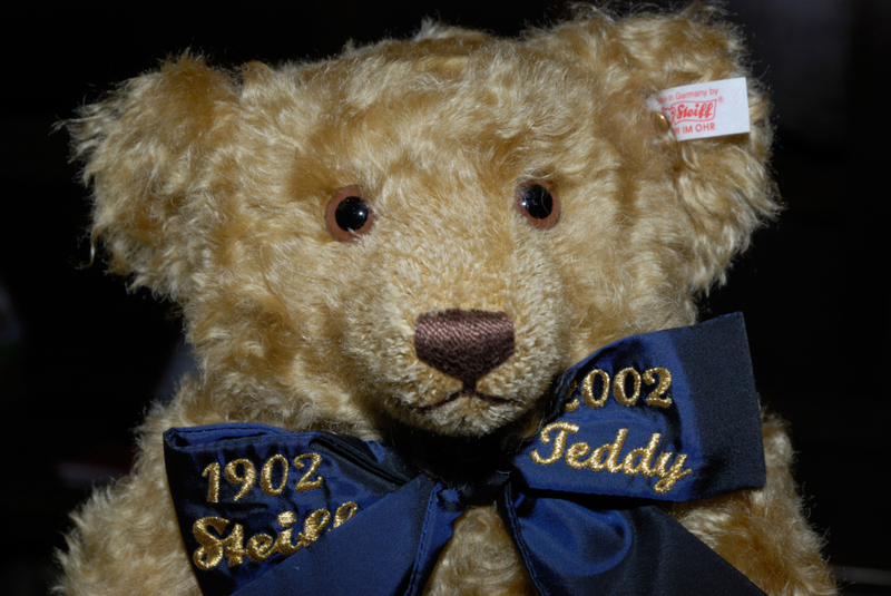 Steiff Teddy Bears | Alamy Stock Photo