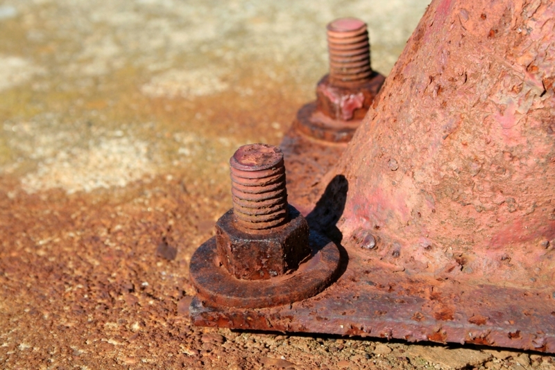 Loosen Rusty Bolts and Nuts | Alamy Stock Photo by Zoonar/Jim Mills