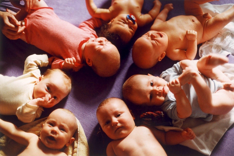 Conozcan a los bebés | Alamy Stock Photo