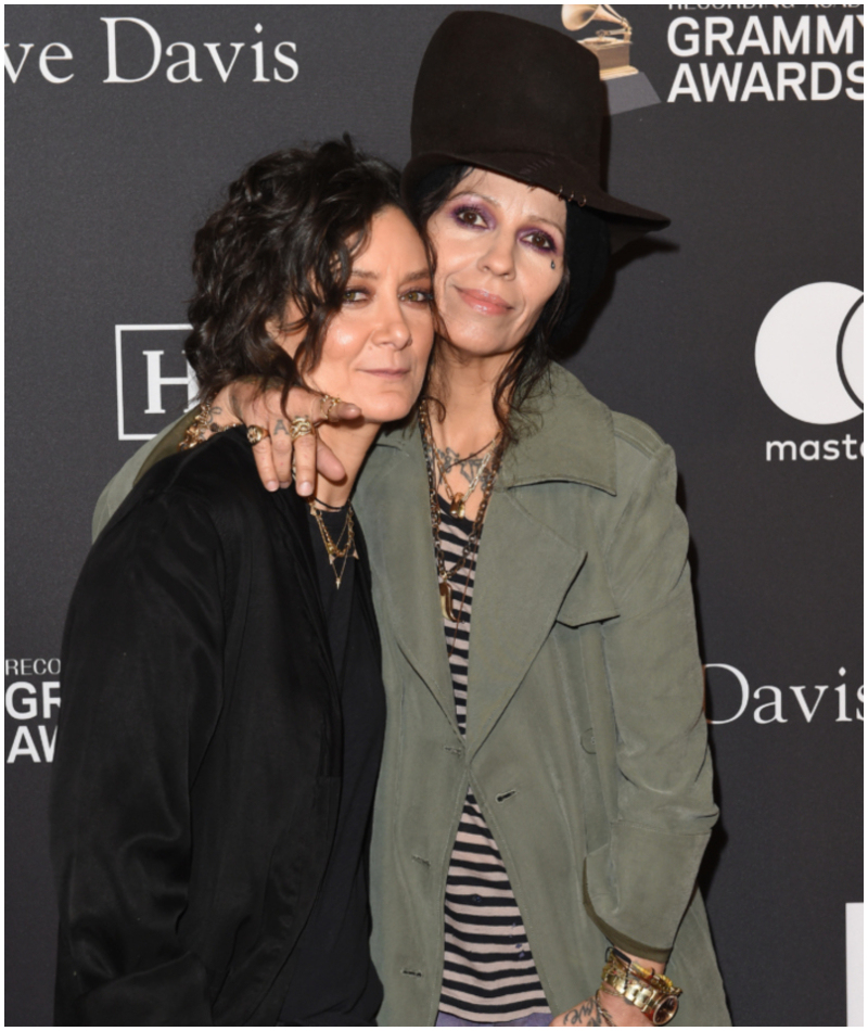Linda Perry & Sara Gilbert | Getty Images Photo by Axelle/Bauer-Griffin/FilmMagic
