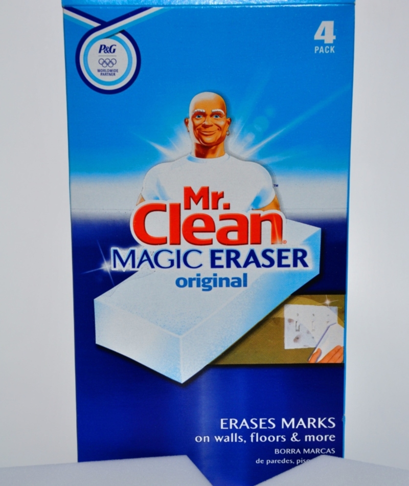 Remove Sticky Stains With a Magic Eraser | Alamy Stock Photo by AugustSnow