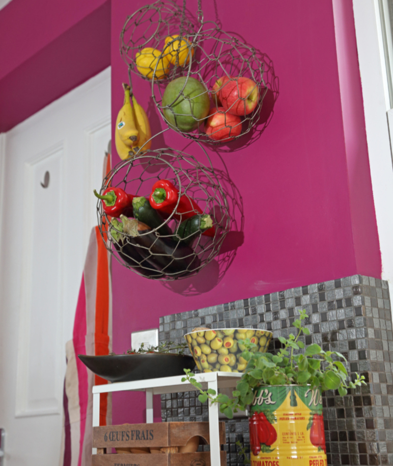 Store Your Veggies on the Wall | Alamy Stock Photo by Simon Turner 
