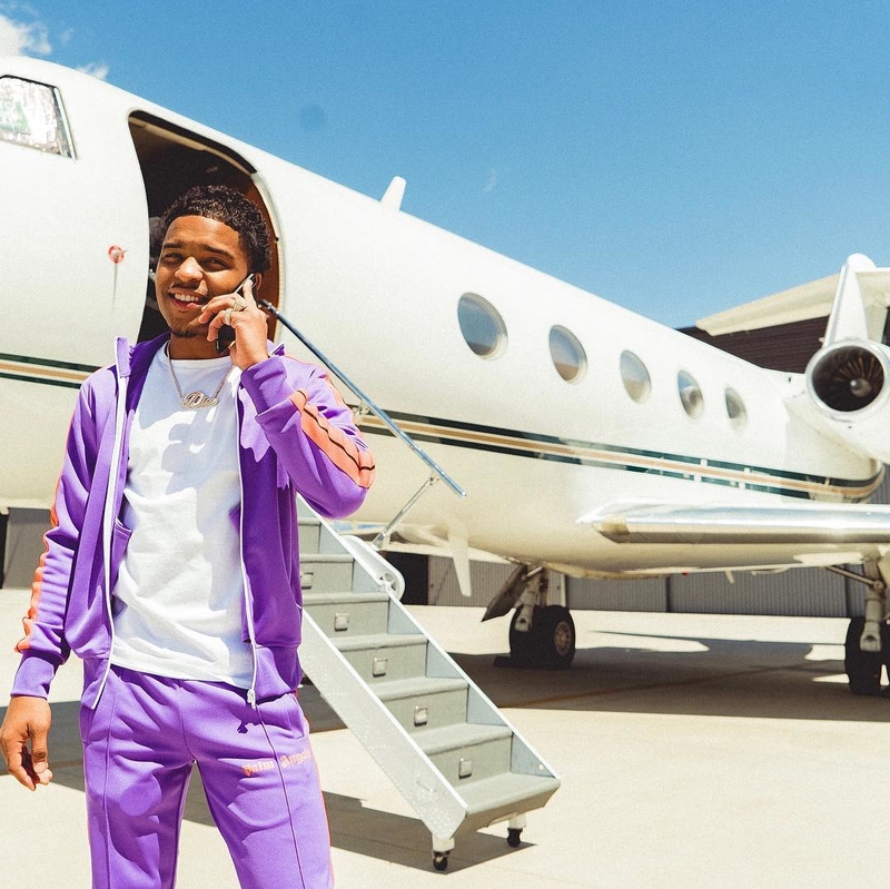 Jet Set for the Weekend | Instagram/@princejdc
