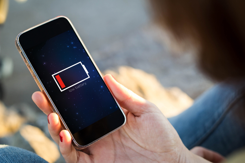 You Should Wait Until Your Phone Reaches 0% Before Recharging It | Shutterstock