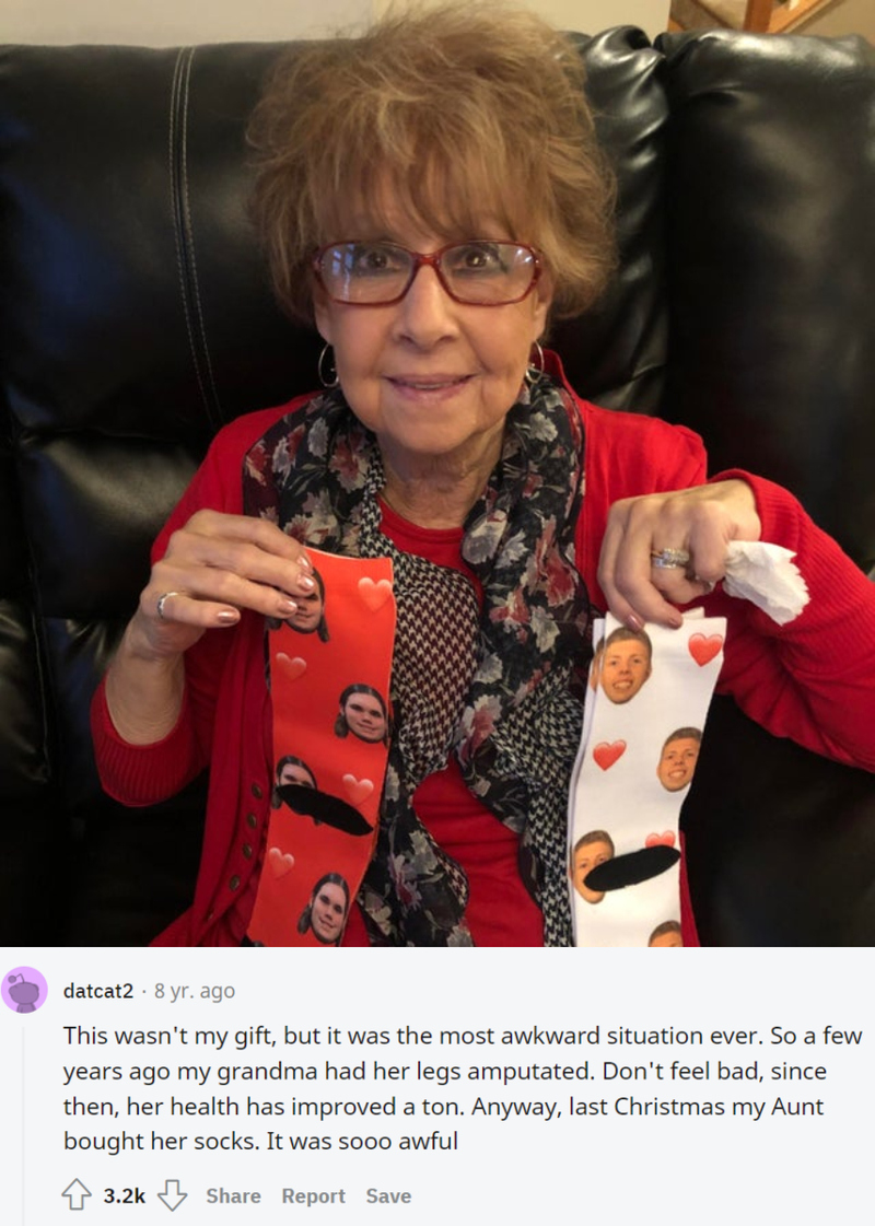 Grandma Got a Pair of Socks | Reddit.com/Flexecutioner1994 & Reddit.com/datcat2