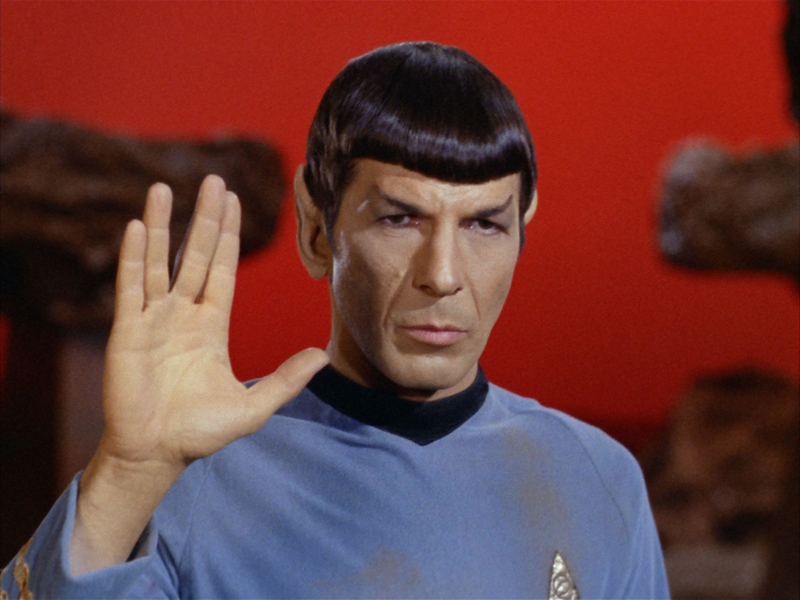 Leonard Nimoy on “Star Trek” | Alamy Stock Photo by PictureLux/The Hollywood Archive