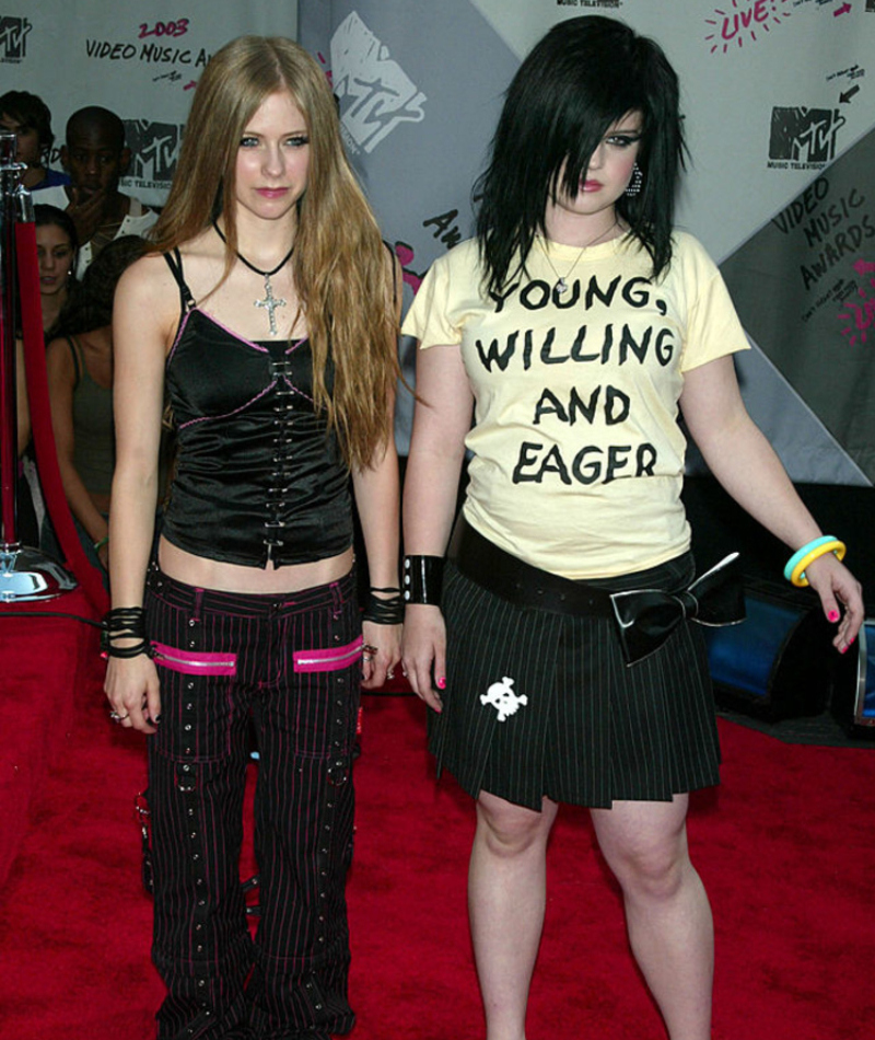 Avril Lavigne and Kelly Osbourne, 2003 | Getty Images Photo by Jim Spellman