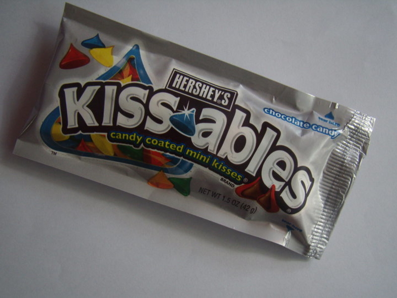 Hershey's Kissables | Facebook/@riel105