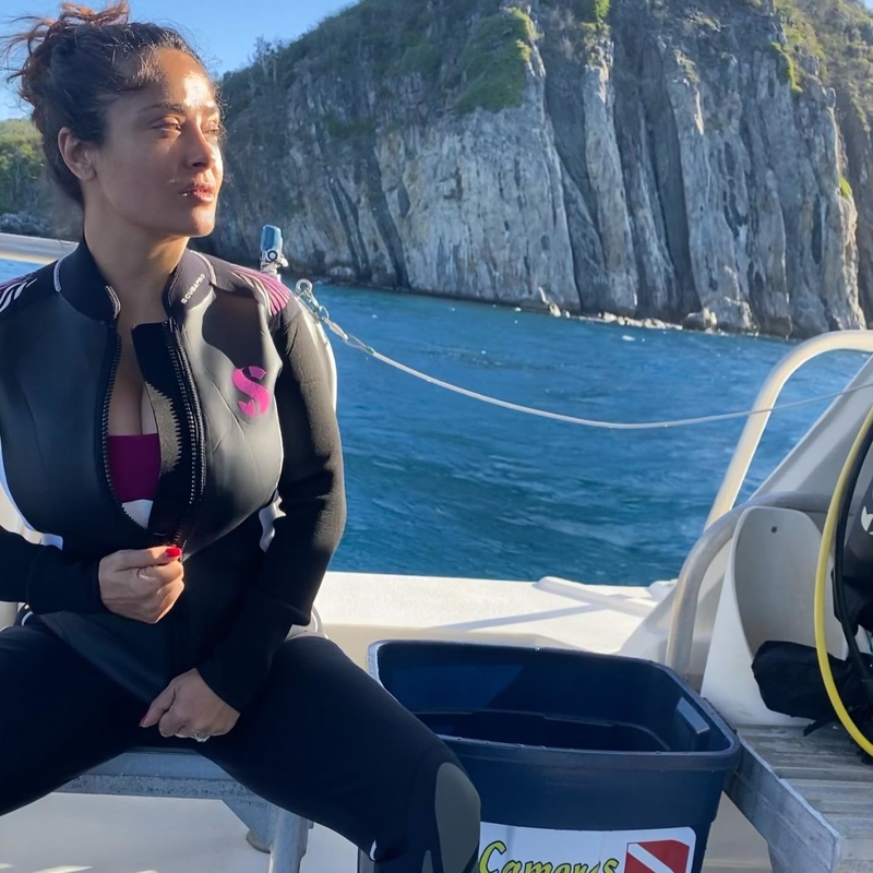 A Diving Enthusiast | Instagram/@salmahayek