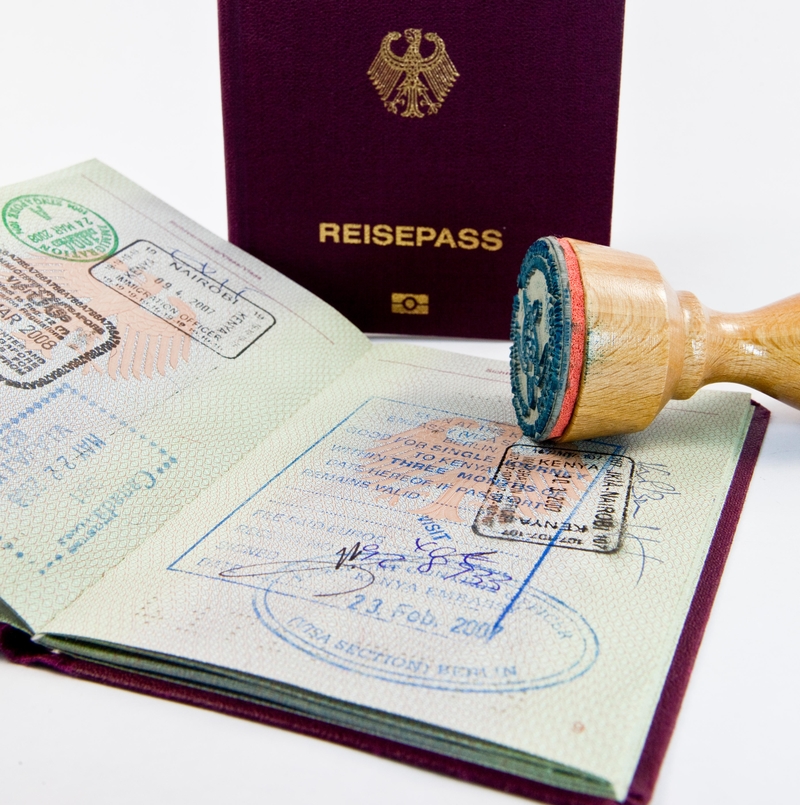 Double-Check Your Passport’s Expiration Date | Alamy Stock Photo by Martin Moxter/Westend61 GmbH