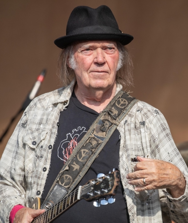 Neil Young | Alamy Stock Photo by Jason Richardson