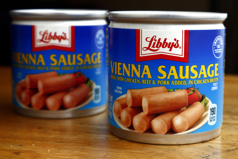 Wiener Würstchen aus der Dose | Alamy Stock Photo