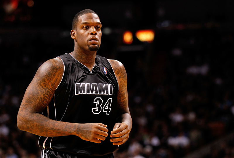 Eddy Curry – 2,13 m | Getty Images Photo by Mike Ehrmann