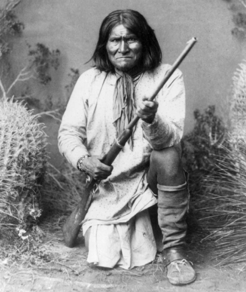 Geronimo, Leader of the Chiricahua Apache | Alamy Stock Photo by GL Archive 