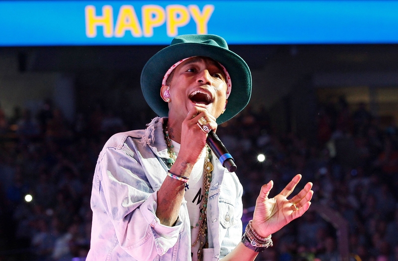 2014: “Happy” by Pharrell Williams | Alamy Stock Photo by Rick Wilking